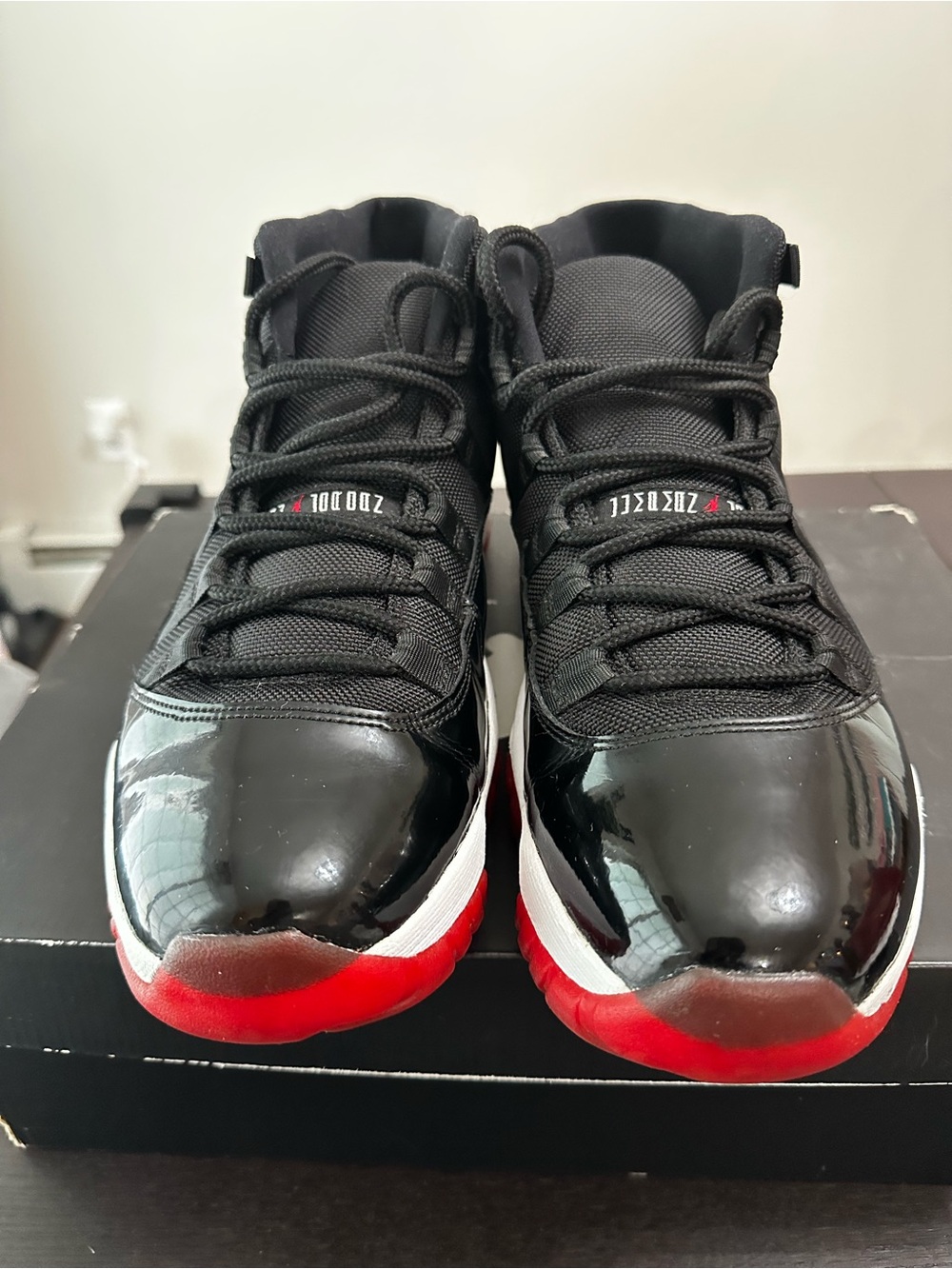 Jordan Retro Black / Red High-Top Basketball Sneakers - Picture 3 of 11